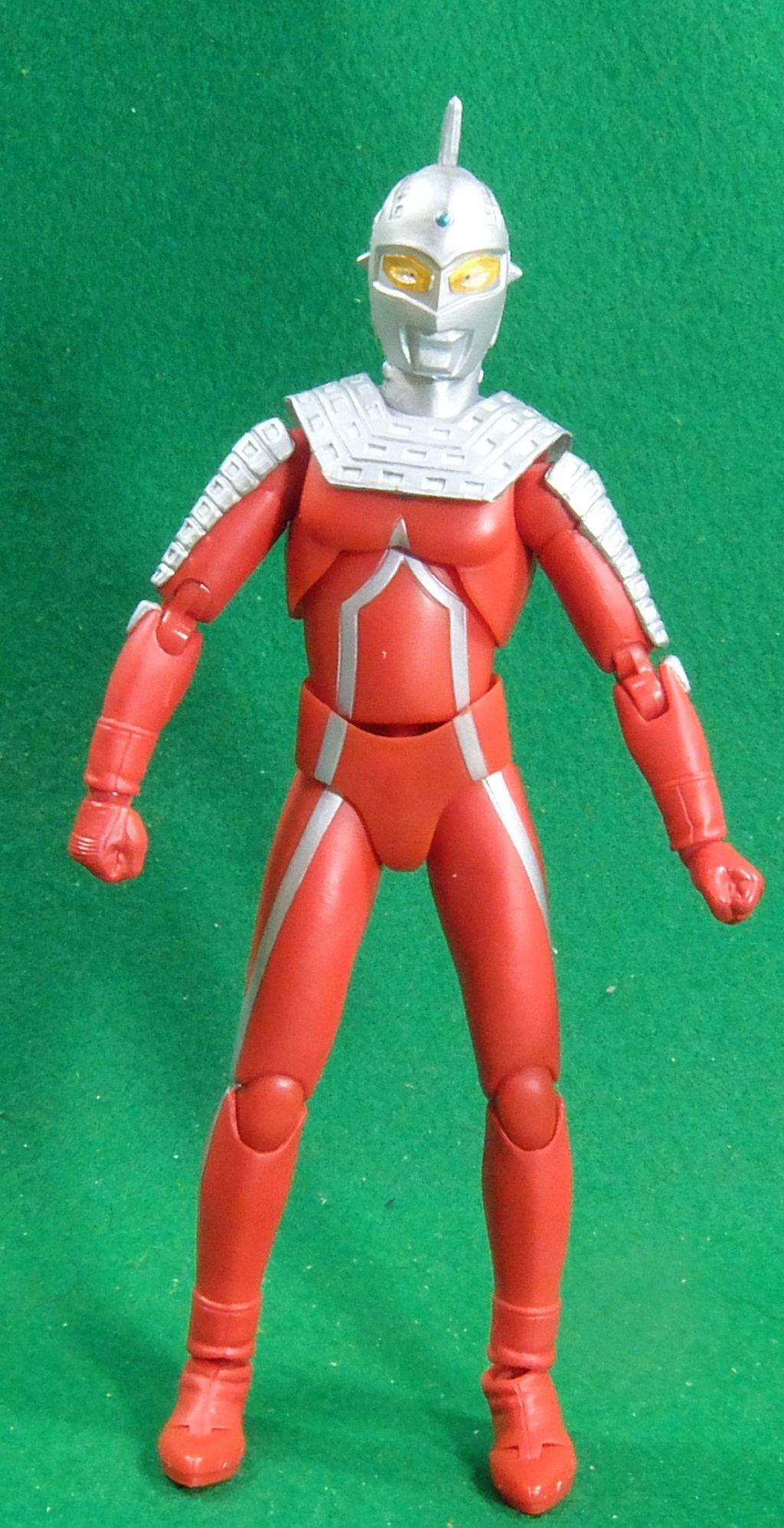 最初の ウルトラアクションフィギュア ウルトラセブン en-dining.co.jp
